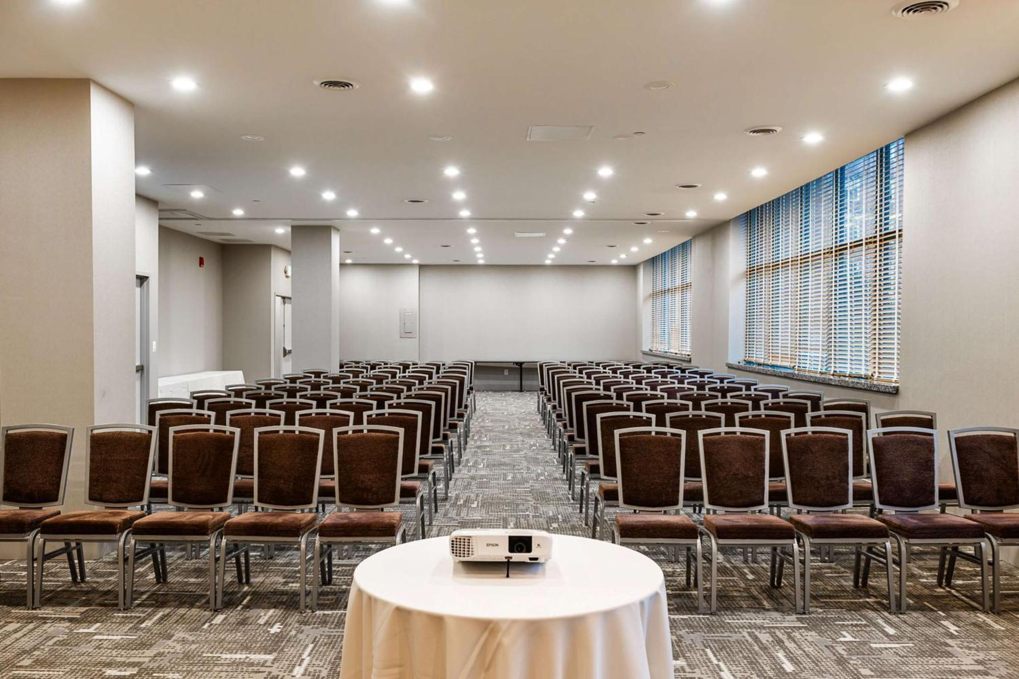 Inn At The Colonnade Baltimore - A Doubletree By Hilton Hotel Esterno foto